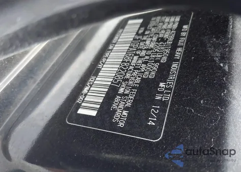 2015 Subaru Impreza Sport из США, поврежденный, VIN JF1GPAT68F8220857